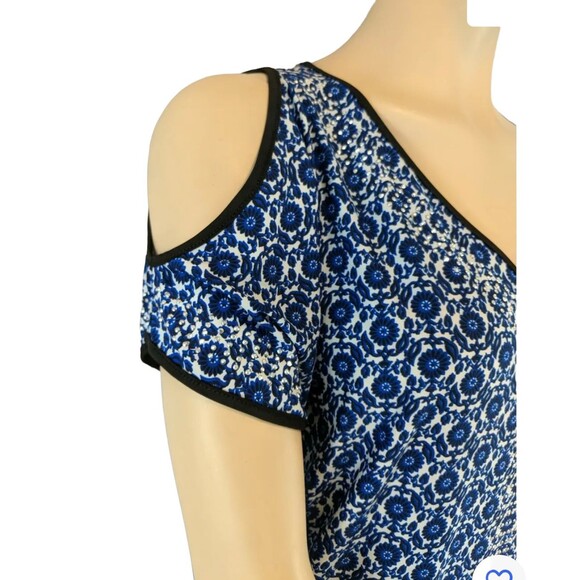 ESPRESSO Top  Womens MP  Embellished Blue Floral Jersey Knit Cold Shoulder Shirt - Picture 3 of 6